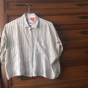 Forever 21 Cropped Button-up